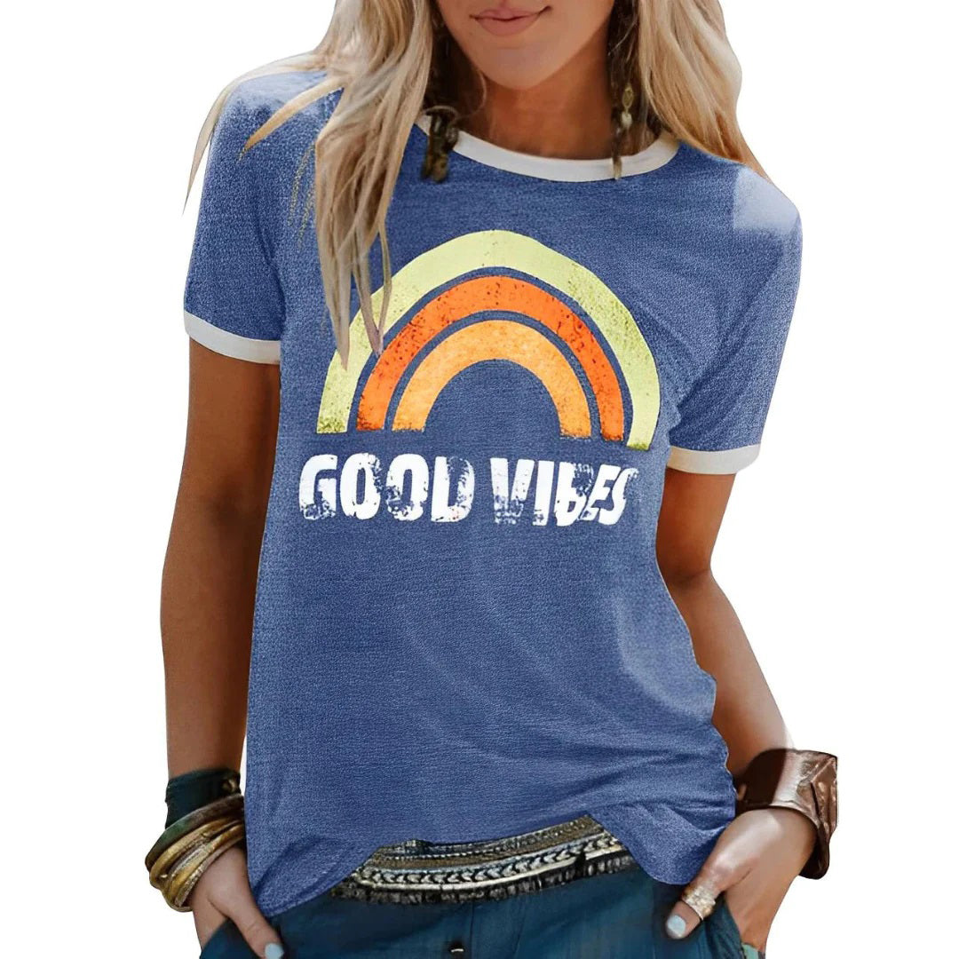 Alvhilde | Afslappet og farverig grafisk T-shirt